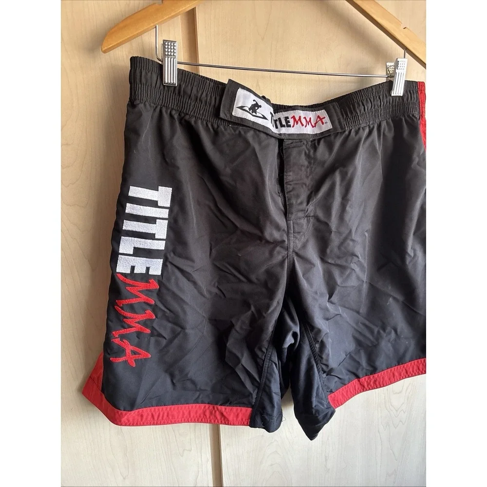 Title MMA Shorts Mens Large Black Boxing Fighting Martial Arts Compression MMA